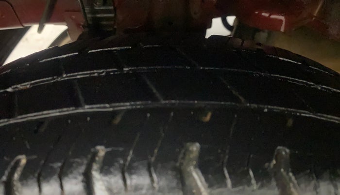 2012 Hyundai Eon D-LITE, Petrol, Manual, 73,497 km, Right Rear Tyre Tread