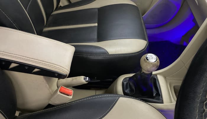 2017 Maruti Ertiga VXI CNG, CNG, Manual, 67,313 km, Gear Lever