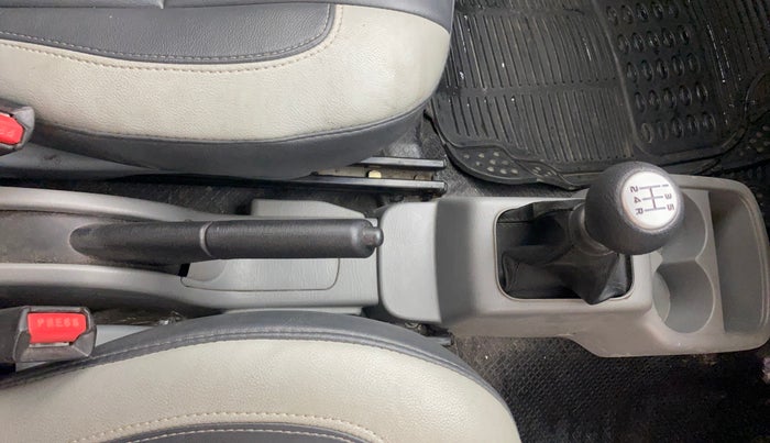 2013 Maruti Alto K10 VXI, Petrol, Manual, 33,983 km, Gear Lever