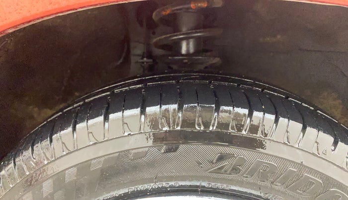 2013 Maruti Alto K10 VXI, Petrol, Manual, 33,983 km, Right Front Tyre Tread