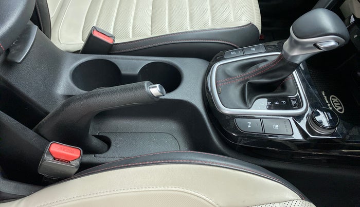 2020 KIA SELTOS 1.5 GTX+ AT, Diesel, Automatic, 73,138 km, Gear Lever