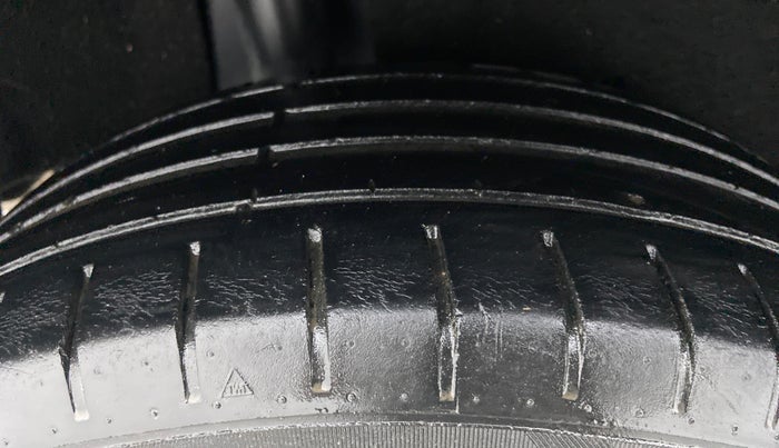 2019 Maruti Baleno ZETA PETROL 1.2, Petrol, Manual, 48,170 km, Right Rear Tyre Tread