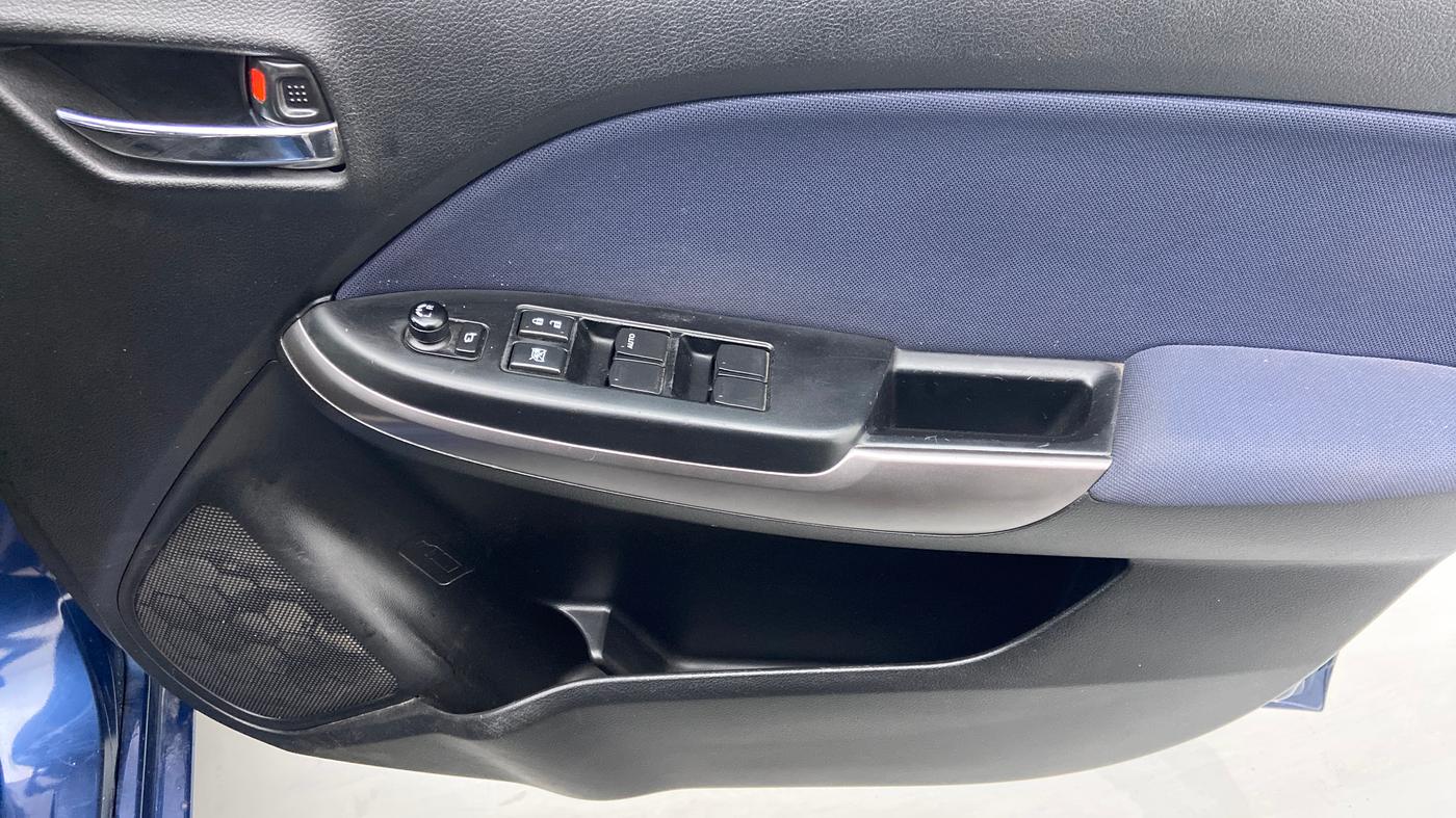 2019 Maruti Baleno ZETA PETROL 1.2, Petrol, Manual, 48,170 km, Driver Side Door Panels Control