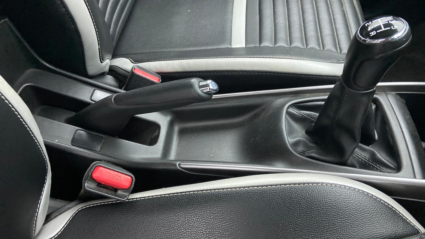 2019 Maruti Baleno ZETA PETROL 1.2, Petrol, Manual, 48,170 km, Gear Lever