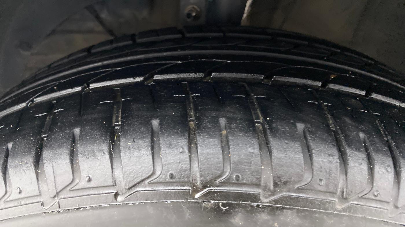 2019 Maruti Baleno ZETA PETROL 1.2, Petrol, Manual, 48,170 km, Left Front Tyre Tread