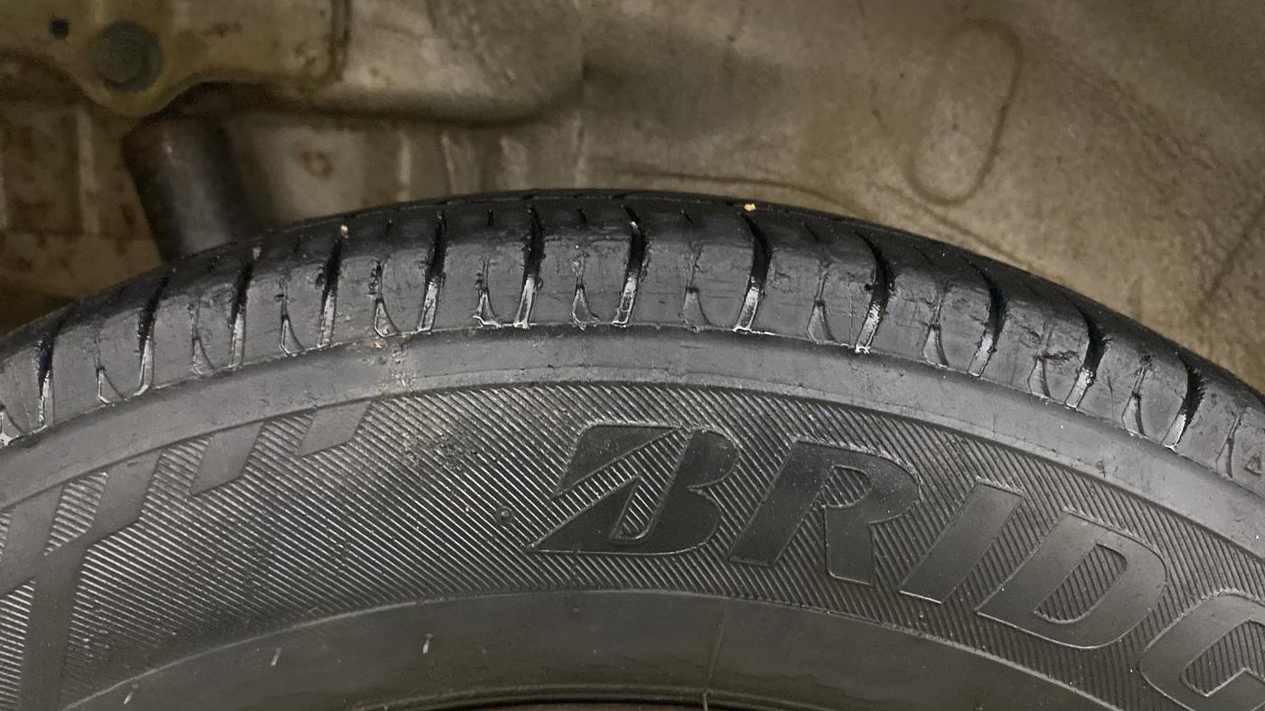 2013 Maruti Wagon R 1.0 LXI, Petrol, Manual, 56,923 km, Right Rear Tyre Tread
