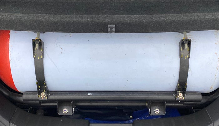 2017 Maruti Wagon R 1.0 LXI CNG, CNG, Manual, 72,674 km, Boot Inside