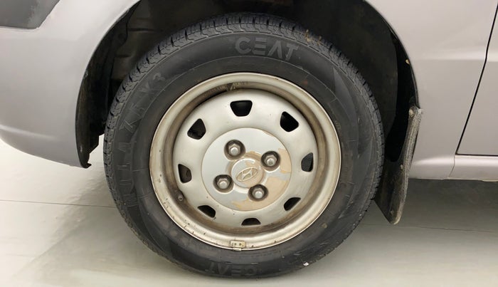 2013 Hyundai Santro Xing GL PLUS, Petrol, Manual, 51,645 km, Left Front Wheel