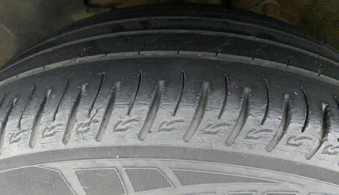 2021 Hyundai VENUE SX 1.0 TURBO, Petrol, Manual, 50,486 km, Left Front Tyre Tread