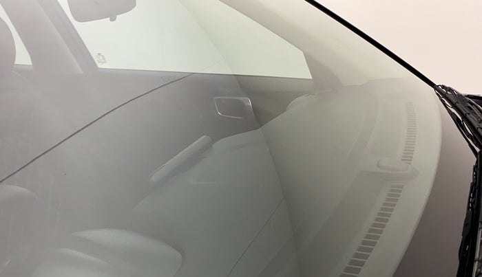 2021 Hyundai VENUE SX 1.0 TURBO, Petrol, Manual, 50,486 km, Front windshield - Minor spot on windshield