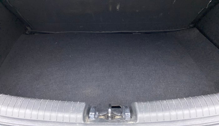 2019 Hyundai Grand i10 SPORTZ 1.2 KAPPA VTVT, Petrol, Manual, 49,973 km, Boot Inside