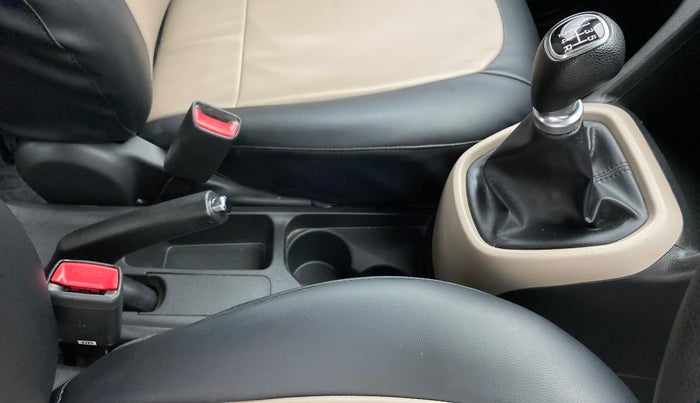 2019 Hyundai Grand i10 SPORTZ 1.2 KAPPA VTVT, Petrol, Manual, 49,973 km, Gear Lever
