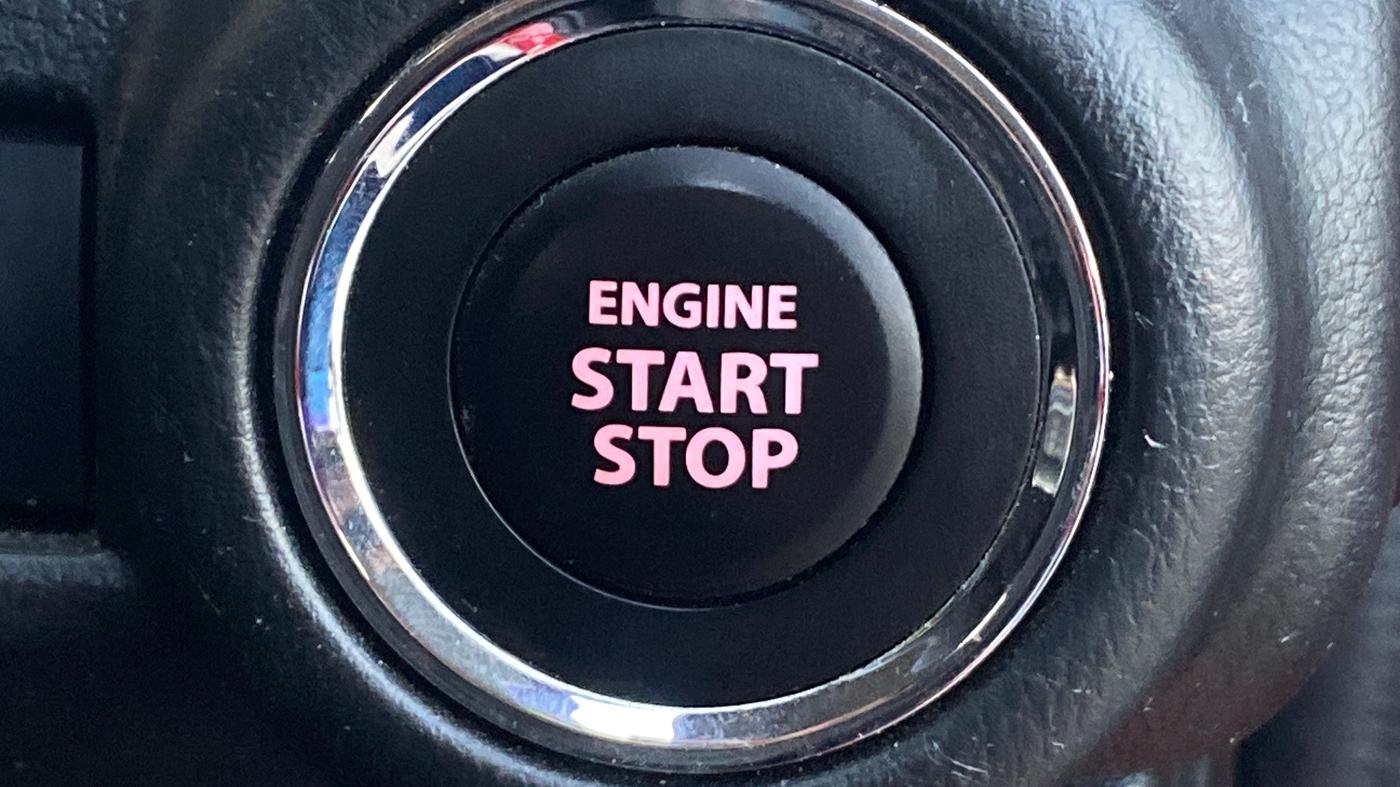 2025 Maruti Swift ZXi AMT, Petrol, Automatic, 62,398 km, Keyless Start/ Stop Button