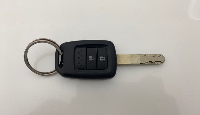 2019 Honda Amaze 1.2L I-VTEC S, Petrol, Manual, 27,343 km, Key Close Up