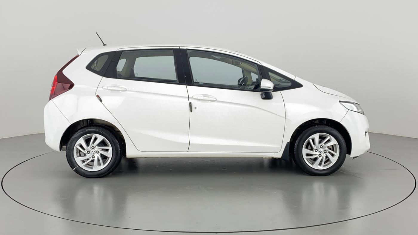 2015 Honda Jazz 1.2 V MT, Petrol, Manual, 48,134 km, Right Side View