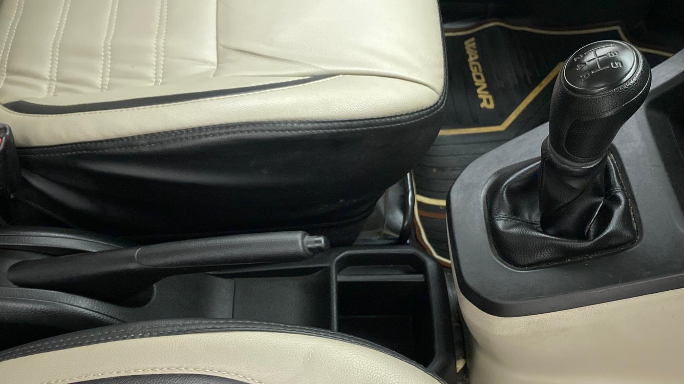 2019 Maruti New Wagon-R LXI CNG 1.0 L, CNG, Manual, 85,043 km, Gear Lever