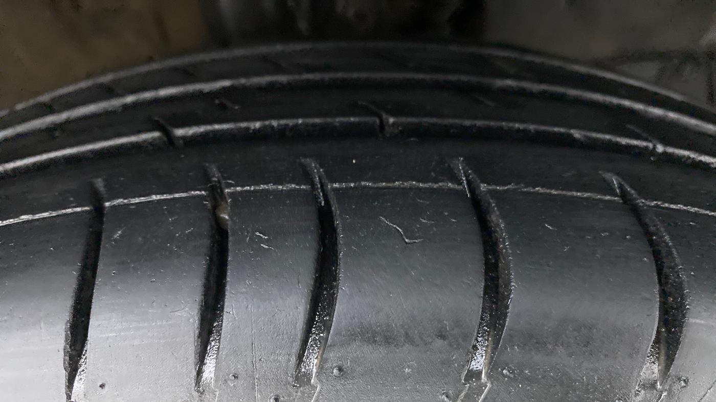 2019 Maruti New Wagon-R LXI CNG 1.0 L, CNG, Manual, 85,043 km, Right Front Tyre Tread