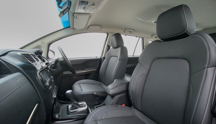 2018 Tata Hexa Varicor 400 XTA, Diesel, Automatic, 27,138 km, Right Side Front Door Cabin