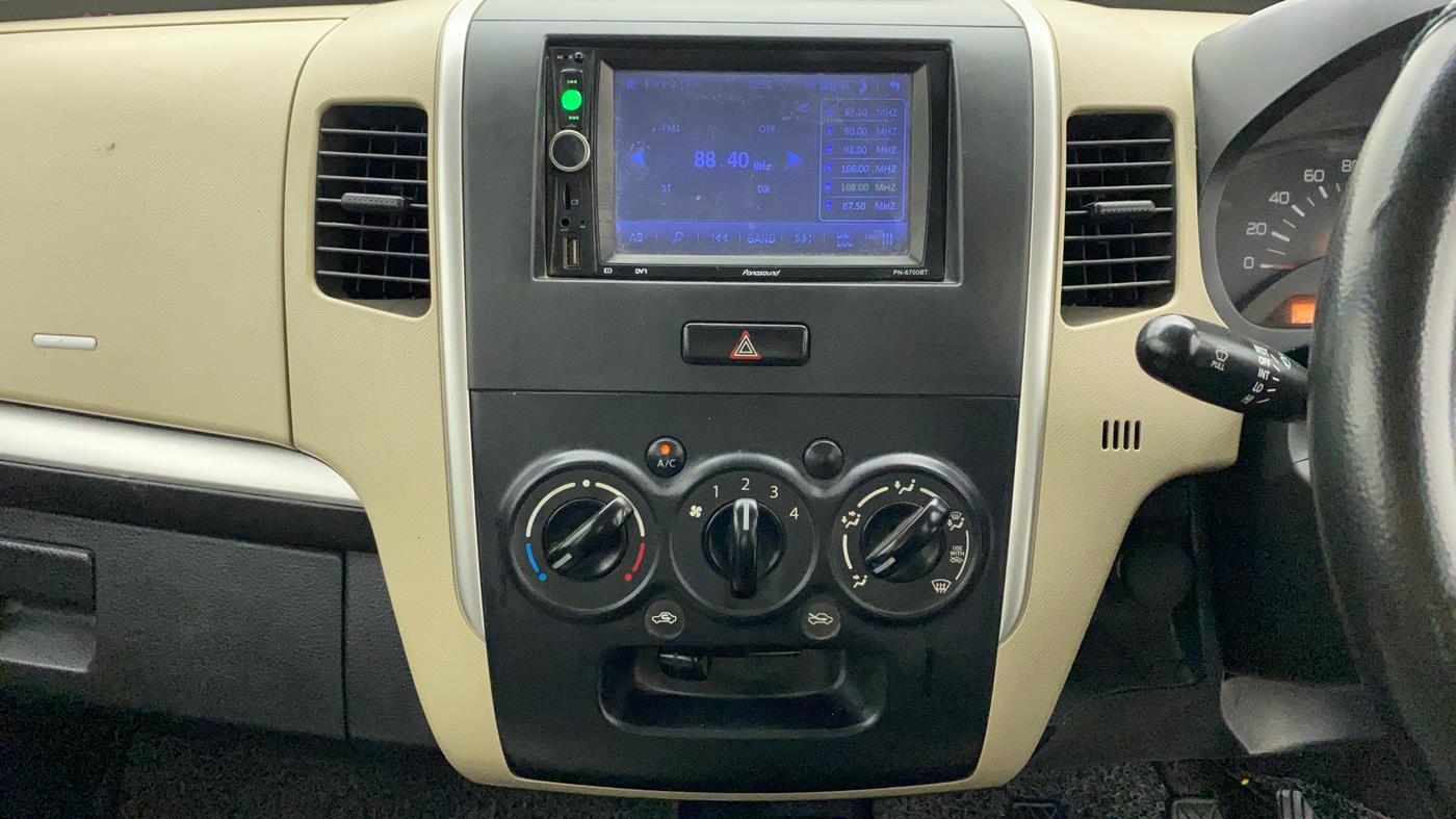 2017 Maruti Wagon R 1.0 LXI CNG, CNG, Manual, 1,10,660 km, Air Conditioner