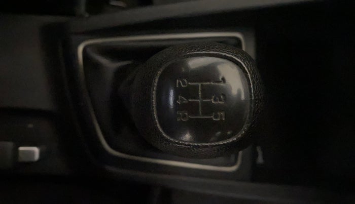 2016 Hyundai Elite i20 SPORTZ 1.2, Petrol, Manual, 48,604 km, Gear Lever