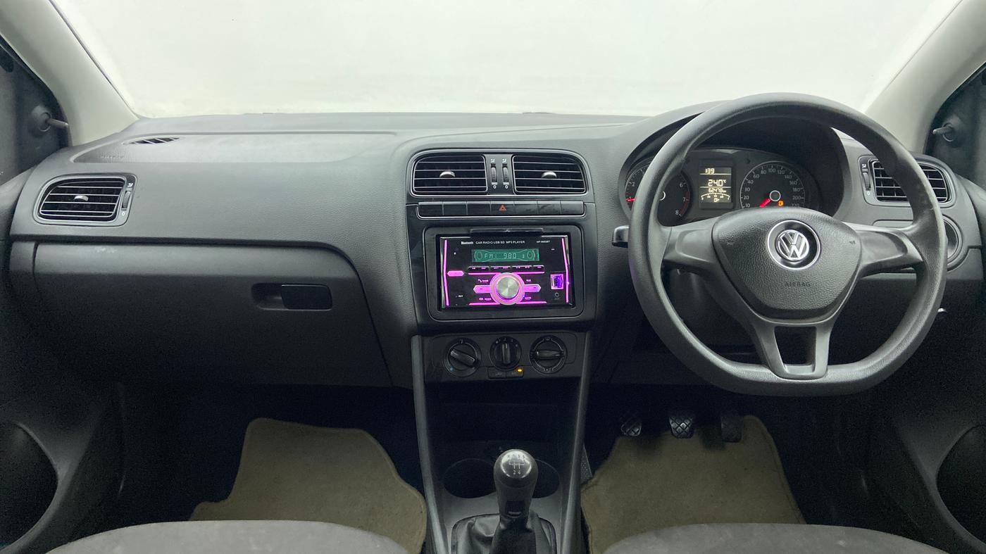 2017 Volkswagen Ameo TRENDLINE 1.2, Petrol, Manual, 63,316 km, Dashboard