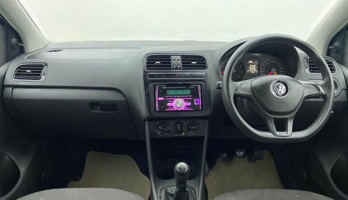 2017 Volkswagen Ameo TRENDLINE 1.2, Petrol, Manual, 63,316 km, Dashboard