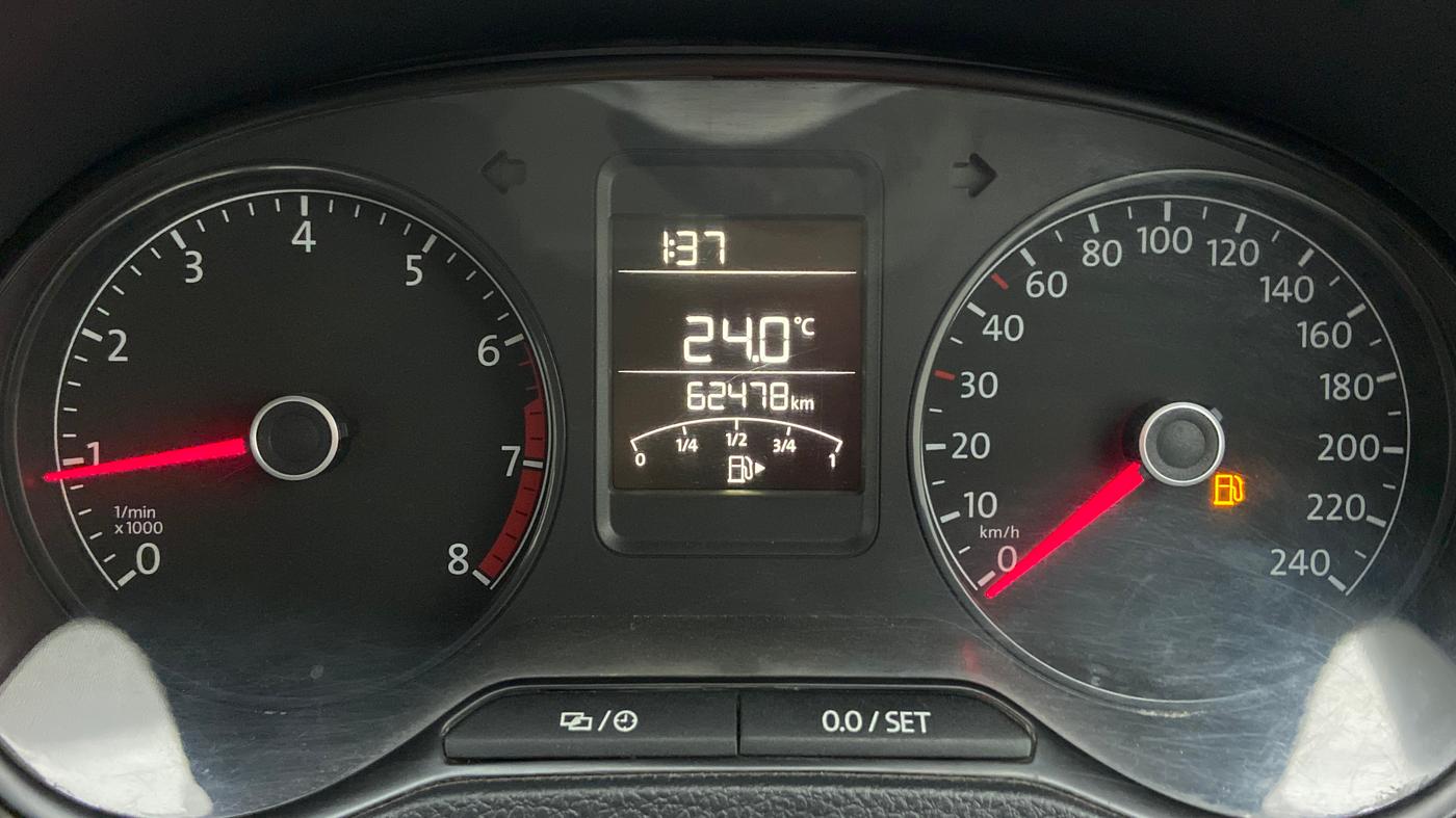 2017 Volkswagen Ameo TRENDLINE 1.2, Petrol, Manual, 63,316 km, Odometer Image