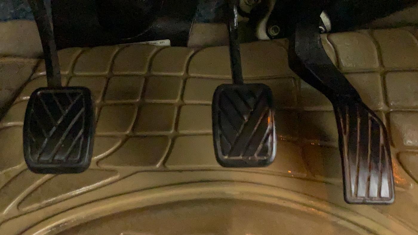2018 Maruti Ciaz ZETA 1.4 VVT, Petrol, Manual, 37,407 km, Pedals