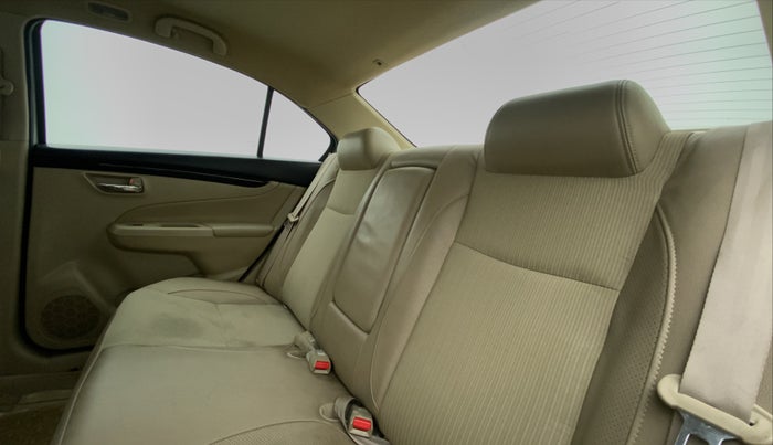 2018 Maruti Ciaz ZETA 1.4 VVT, Petrol, Manual, 37,407 km, Right Side Rear Door Cabin