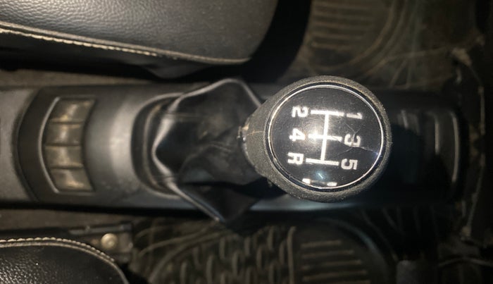2014 Maruti Wagon R 1.0 VXI, Petrol, Manual, 55,650 km, Gear Lever