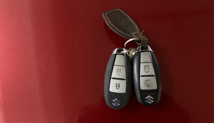 2018 Maruti Baleno ALPHA PETROL 1.2, Petrol, Manual, 75,932 km, Key Close Up