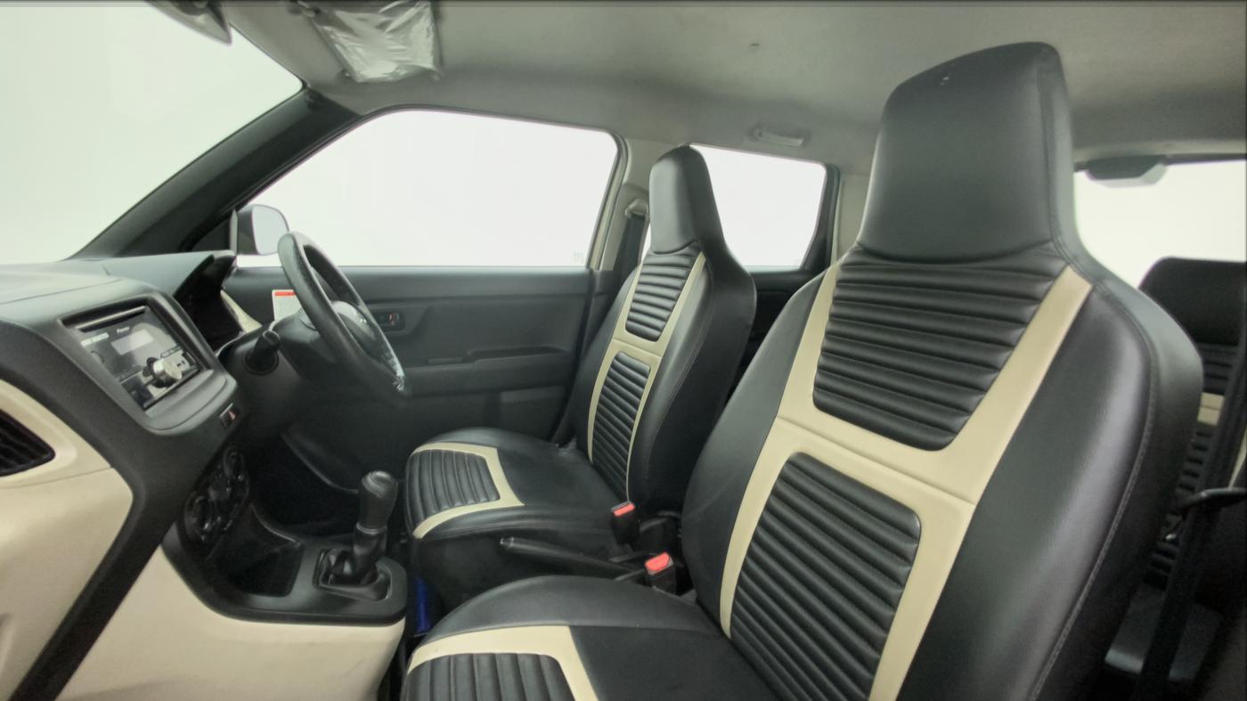 2021 Maruti New Wagon-R LXI CNG 1.0 L, CNG, Manual, 31,247 km, Right Side Front Door Cabin