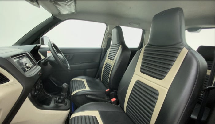 2021 Maruti New Wagon-R LXI CNG 1.0 L, CNG, Manual, 31,247 km, Right Side Front Door Cabin