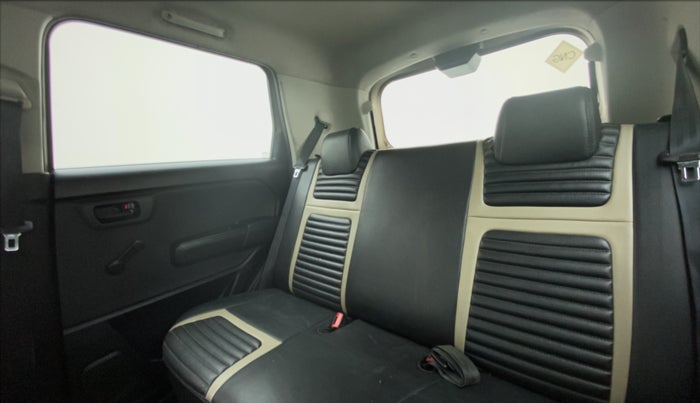 2021 Maruti New Wagon-R LXI CNG 1.0 L, CNG, Manual, 31,247 km, Right Side Rear Door Cabin