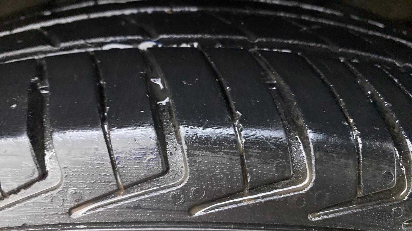 2021 Maruti New Wagon-R LXI CNG 1.0 L, CNG, Manual, 31,247 km, Right Front Tyre Tread