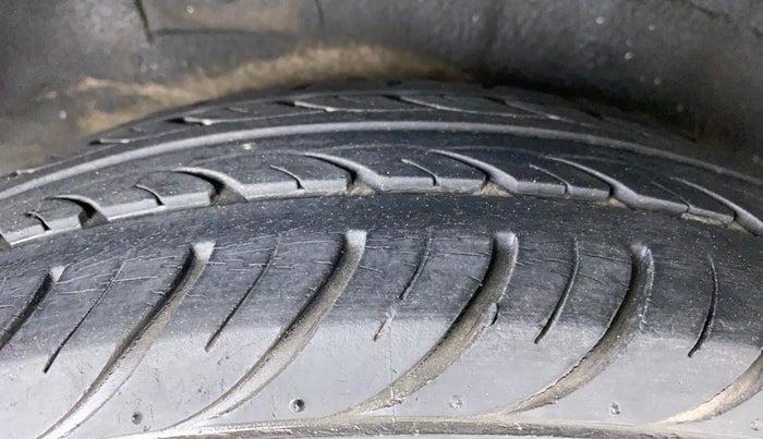 2010 Hyundai i10 ERA 1.1 IRDE, Petrol, Manual, 48,411 km, Right Rear Tyre Tread