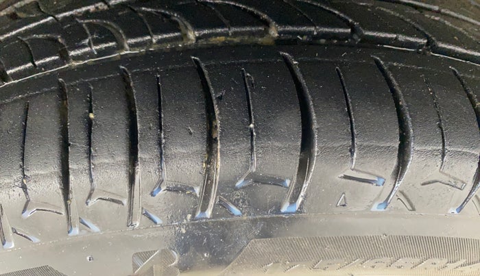 2019 Tata Tiago XZA PETROL, Petrol, Automatic, 1,35,342 km, Left Front Tyre Tread