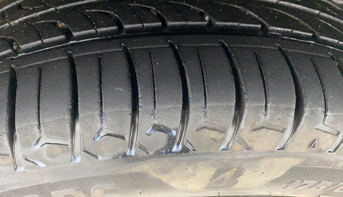 2019 Tata Tiago XZA PETROL, Petrol, Automatic, 1,35,342 km, Right Rear Tyre Tread