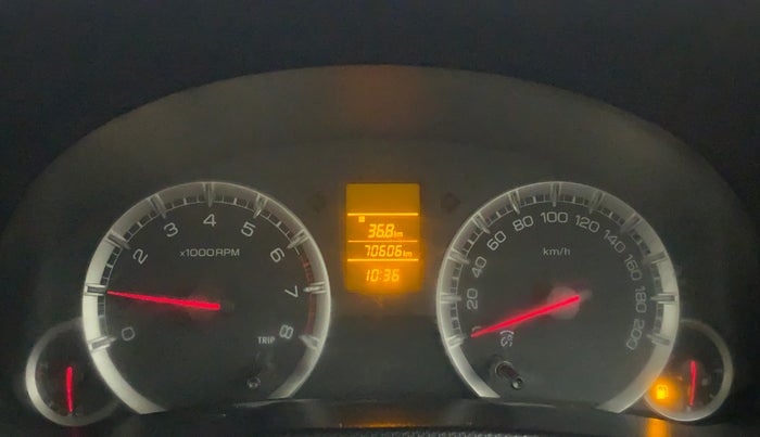 2013 Maruti Swift Dzire VXI, Petrol, Manual, 70,817 km, Odometer Image