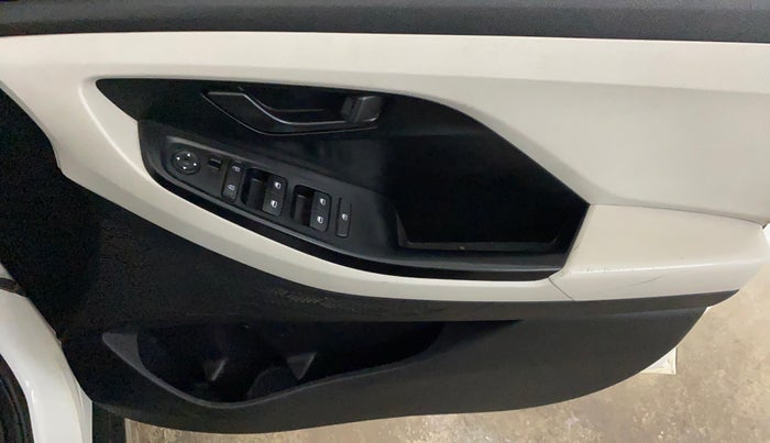 2021 Hyundai Creta EX 1.5 DIESEL, Diesel, Manual, 62,604 km, Driver Side Door Panels Control
