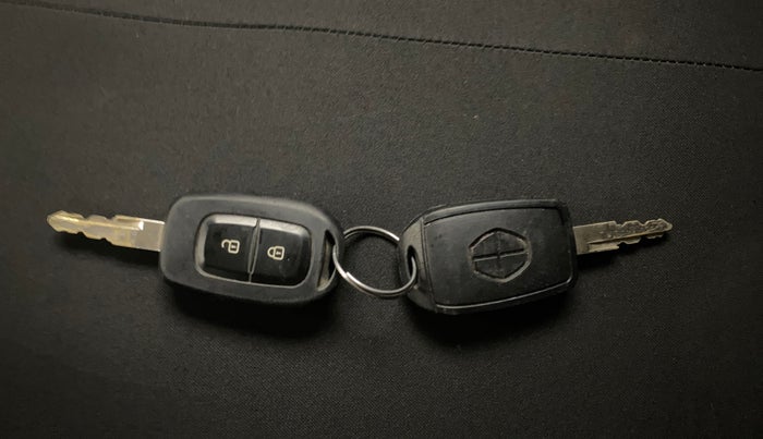 2019 Renault Kwid CLIMBER 1.0, Petrol, Manual, 60,345 km, Key Close Up