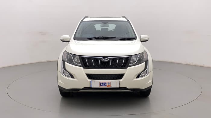 2016 Mahindra XUV500 W10, Diesel, Manual, 33,798 km, Front