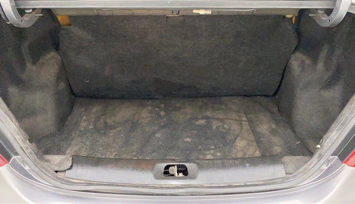 2013 Maruti Swift Dzire VXI, Petrol, Manual, 88,833 km, Boot Inside