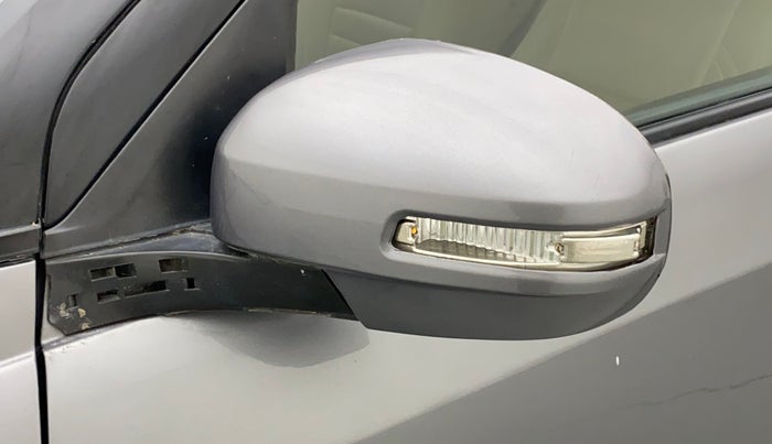 2013 Maruti Swift Dzire VXI, Petrol, Manual, 88,833 km, Left rear-view mirror - Indicator light has minor damage