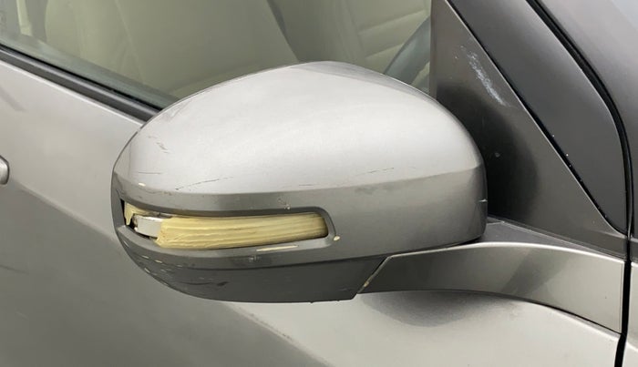 2013 Maruti Swift Dzire VXI, Petrol, Manual, 88,833 km, Right rear-view mirror - Mirror motor not working