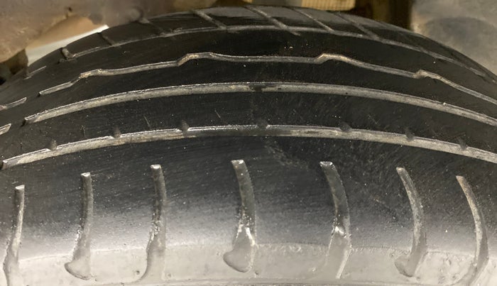 2016 Renault Duster RXZ 85 PS DIESEL, Diesel, Manual, 73,140 km, Left Rear Tyre Tread