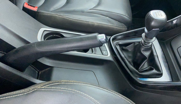 2019 MG HECTOR SHARP 2.0 DIESEL, Diesel, Manual, 44,332 km, Gear Lever