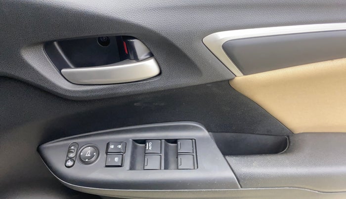 2019 Honda Jazz 1.2L I-VTEC VX CVT, Petrol, Automatic, 21,768 km, Driver Side Door Panels Control