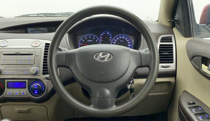 2011 Hyundai i20 MAGNA (O) 1.2, Petrol, Manual, 75,447 km, Steering Wheel Close Up