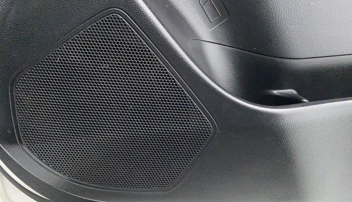 2018 Maruti Swift VXI D, Petrol, Manual, 20,490 km, Speakers